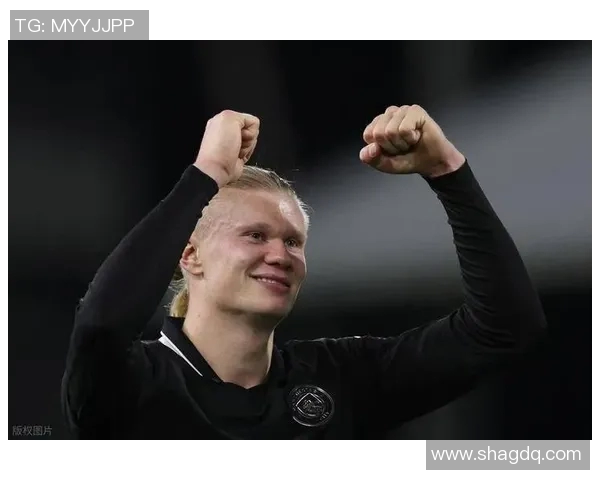 哈兰德狂揽五球曼城7-0横扫莱比锡创造欧冠新纪录